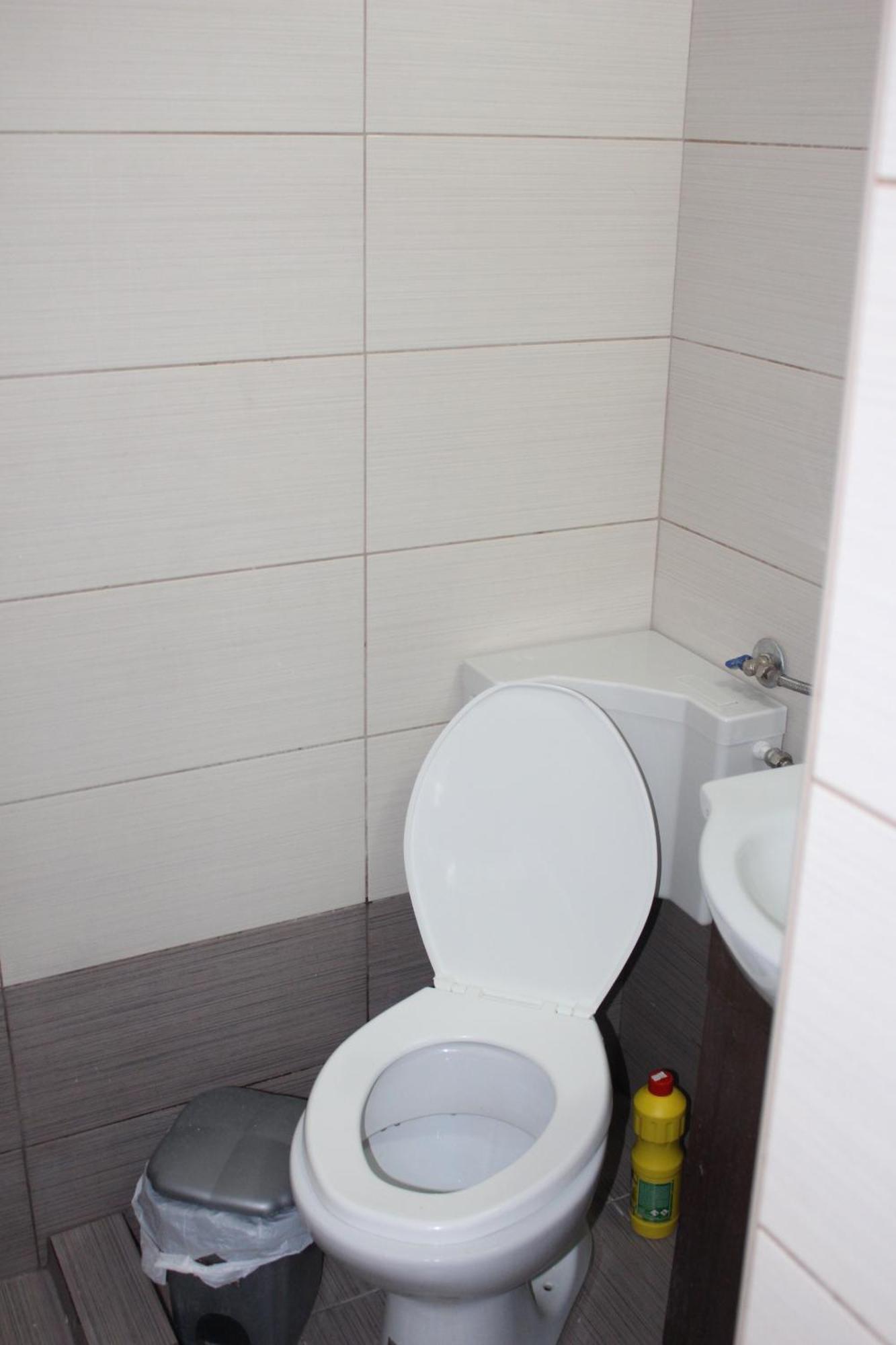 Remarkable 1-bed In Thessaloniki